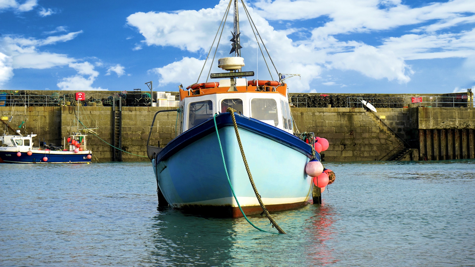 Choosing the Right Fishing Boat: A Comprehensive Guide
