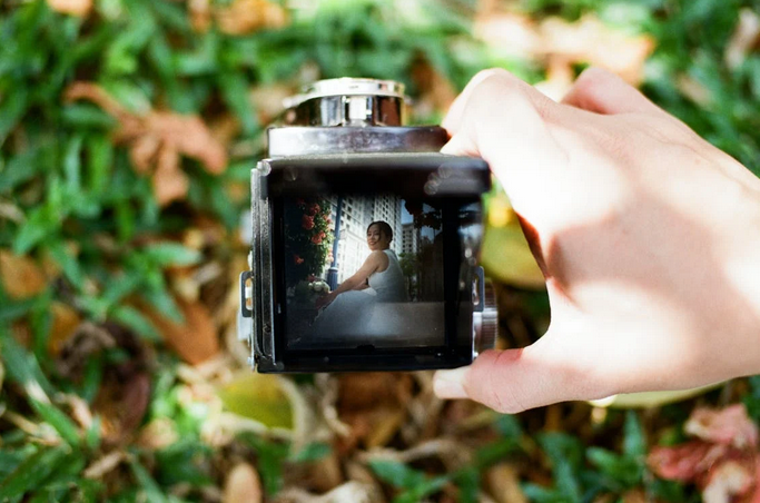 Building a Successful Wedding Photography Business: Marketing, Branding, and Client Relationships